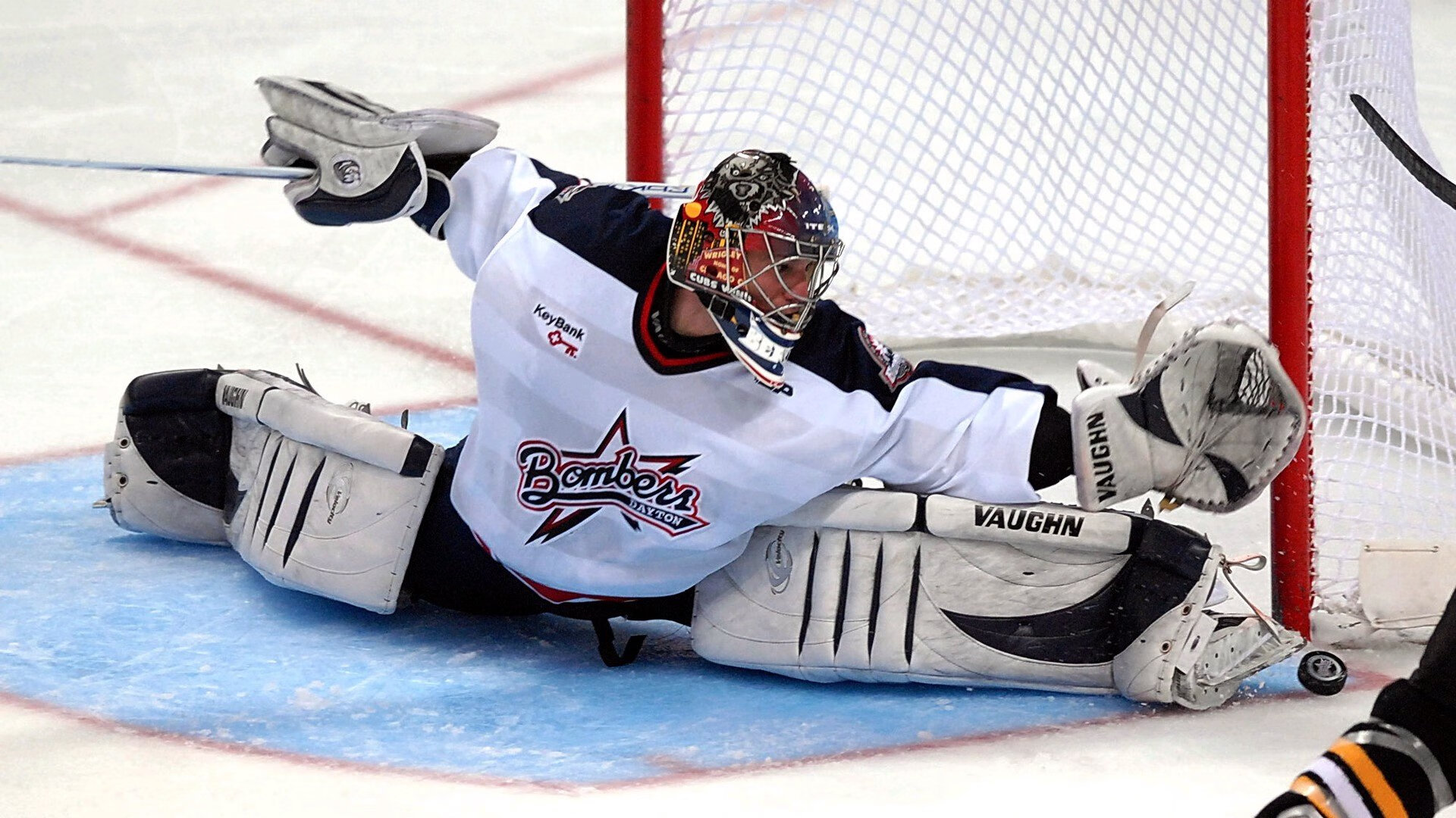 开云体育官网上-《PUBG Mobile》全球粉丝节盛大开启，经典内容重温，绝地求生粉墨联名